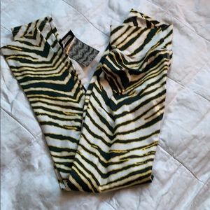 Zubaz Leggings